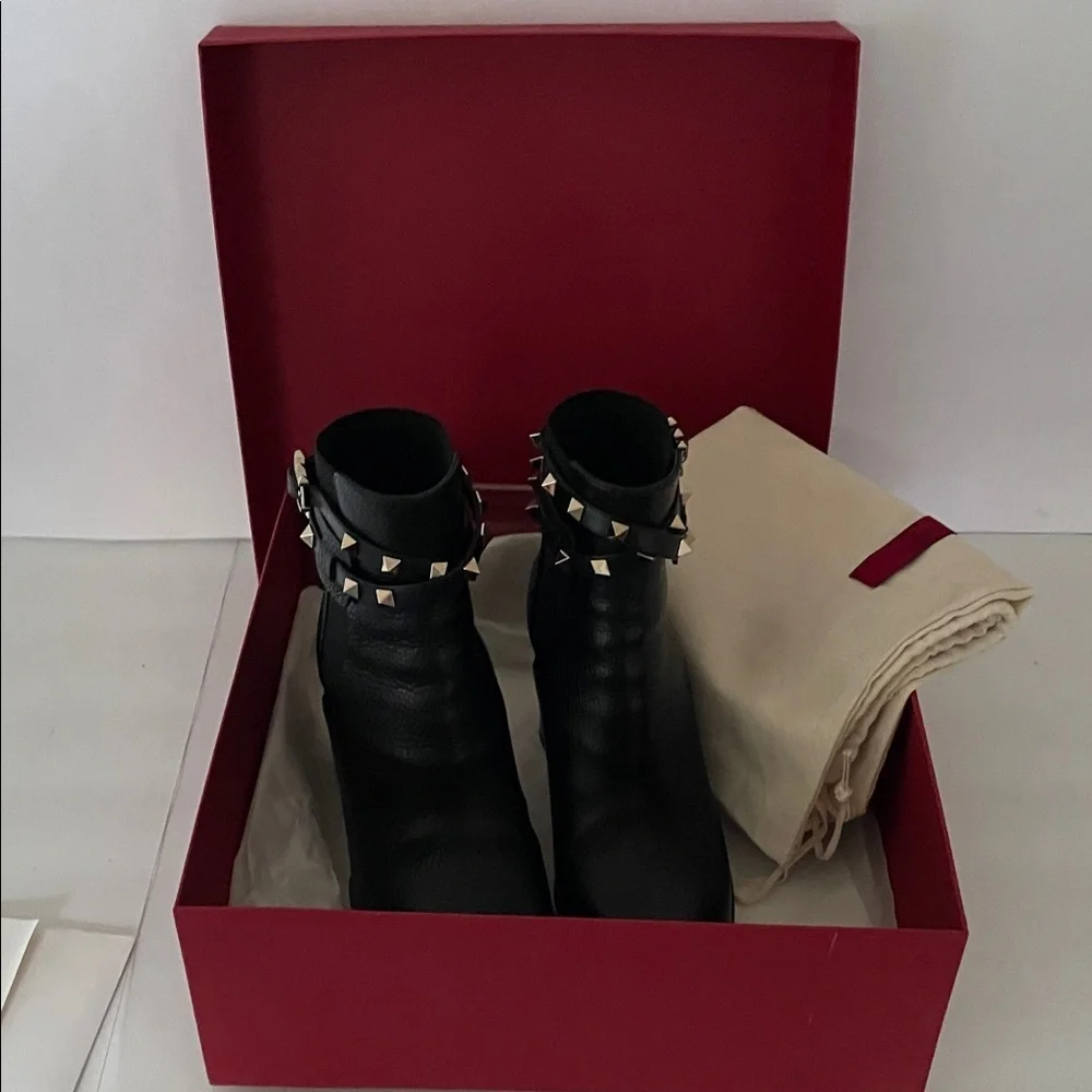 Valentino Garavani Black Ankle Boots with Gold Studs EU size 37